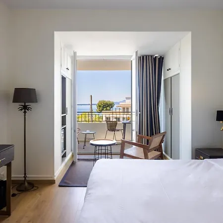 La Cap D'antibes Отель 4*